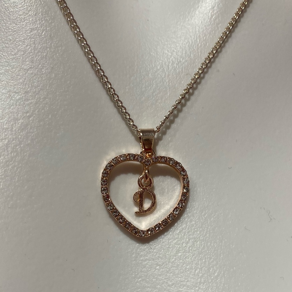 Fashion Gold Tone Letter D Love Necklace - Picture 3 of 4